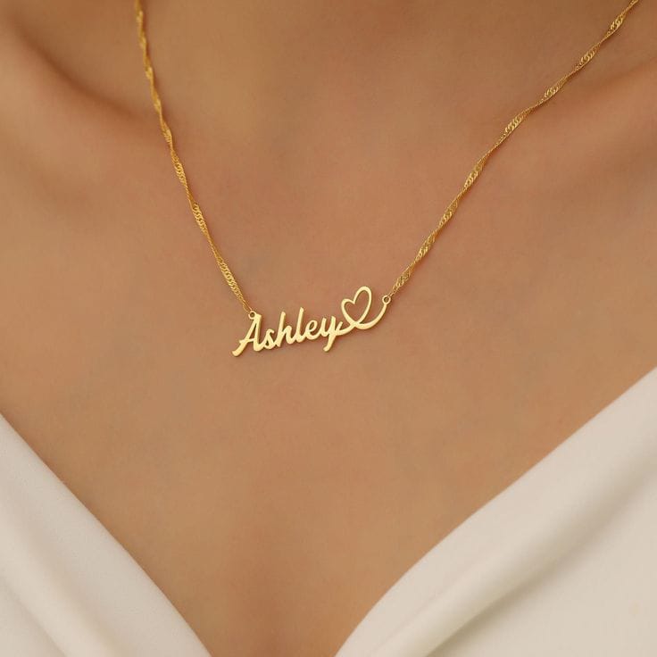 Heart Script Name Necklace – Elegant Gold Edition